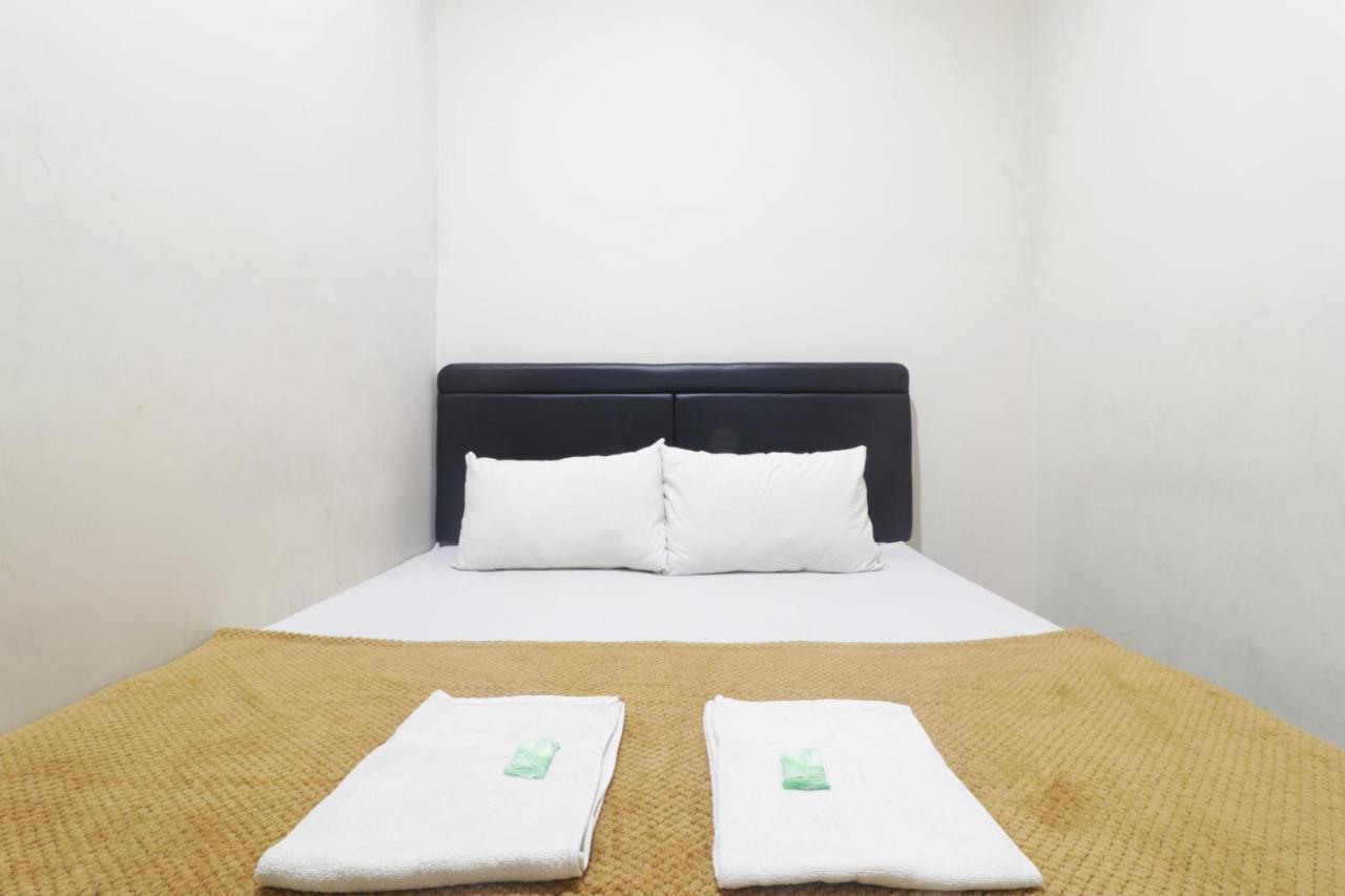 호텔 오마 암펠 샤리아 수라바야 외부 사진